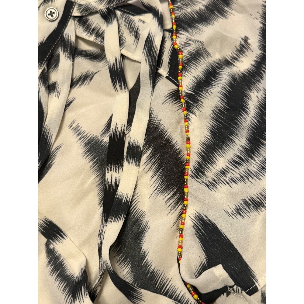 Les Petites Paris Zebra Print Silk Blend Beaded Back Button Blouse Haut Jungle L - Picture 3 of 5